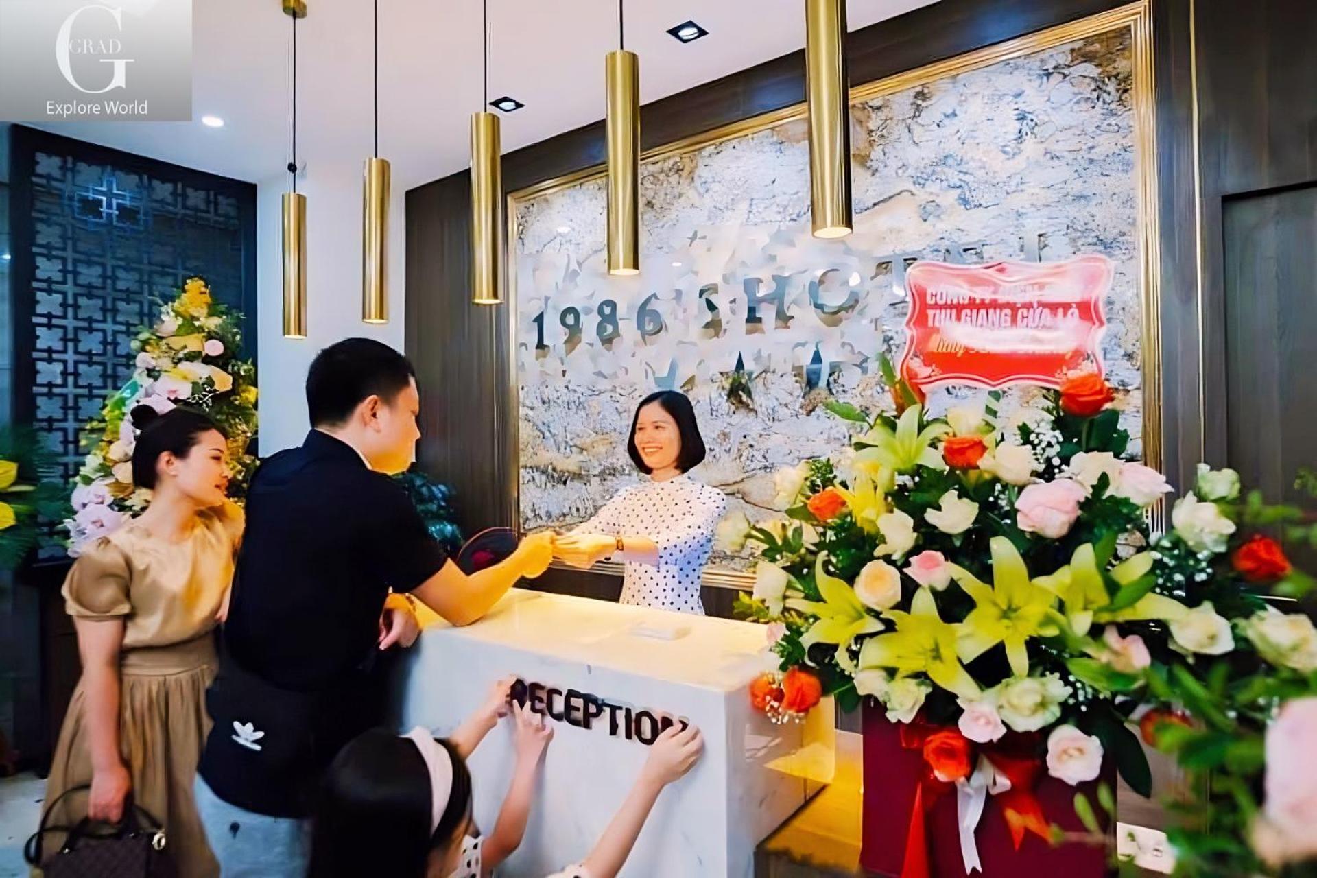 1986'S Hotel Cửa Lò Exteriör bild